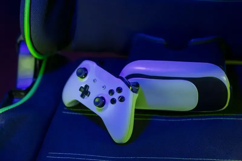 PS5 & Xbox